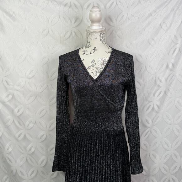 Betsey Johnson Silver Pleated Metallic Knit Midi Dress Size L NWT - Picture 12 of 13